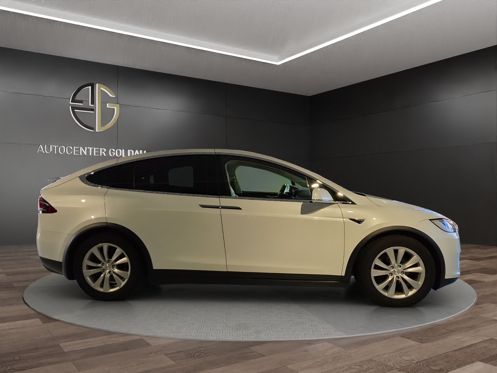 TESLA Model X 75 D, Elektro, Occasion / Gebraucht, Automatik - 5