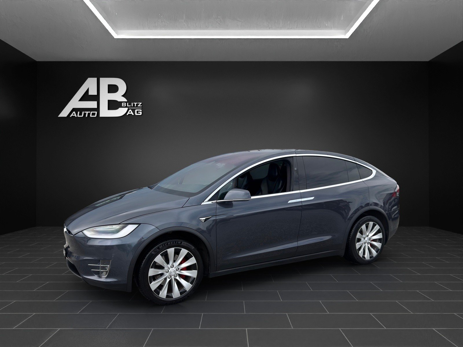 TESLA Model X Performance Ludicrous 4x4 mit 796 PS * 7-Plät, Électrique, Occasion / Utilisé, Automatique - 2