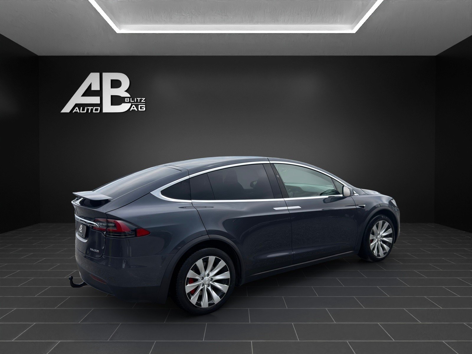 TESLA Model X Performance Ludicrous 4x4 mit 796 PS * 7-Plät, Électrique, Occasion / Utilisé, Automatique - 5