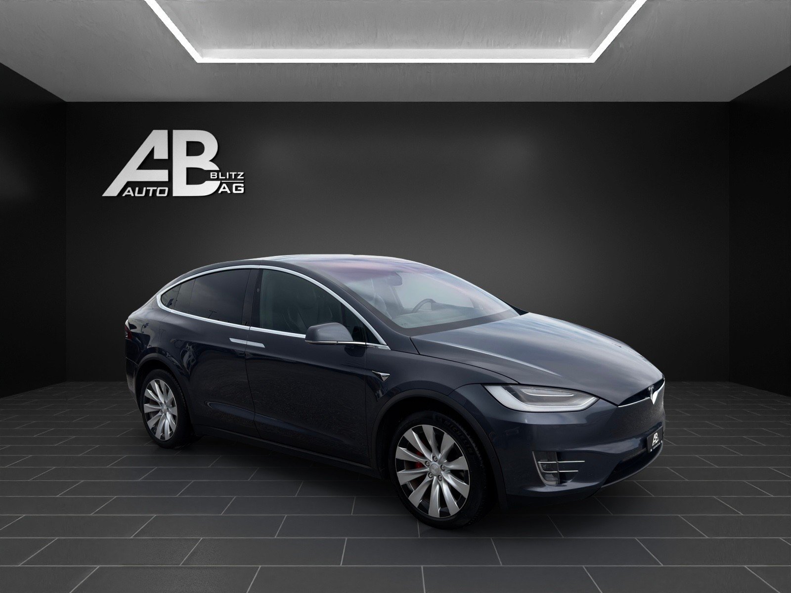 TESLA Model X Performance Ludicrous 4x4 mit 796 PS * 7-Plät, Électrique, Occasion / Utilisé, Automatique - 6