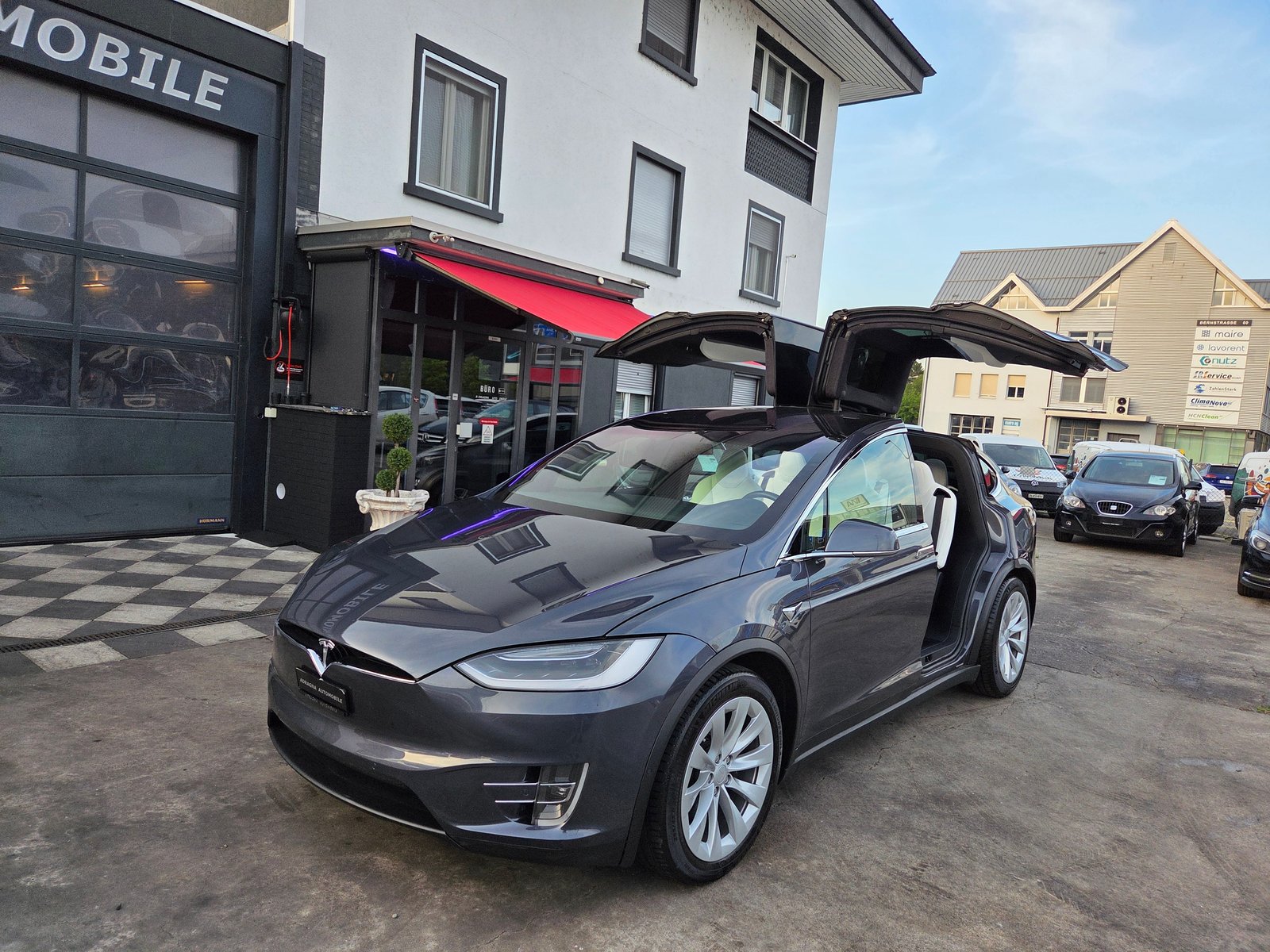 TESLA Model X 100 D, Electric, Second hand / Used, Automatic - 4