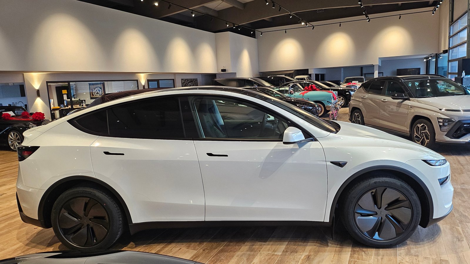 TESLA Model Y Long Range AWD, Électrique, Voiture nouvelle, Automatique - 7