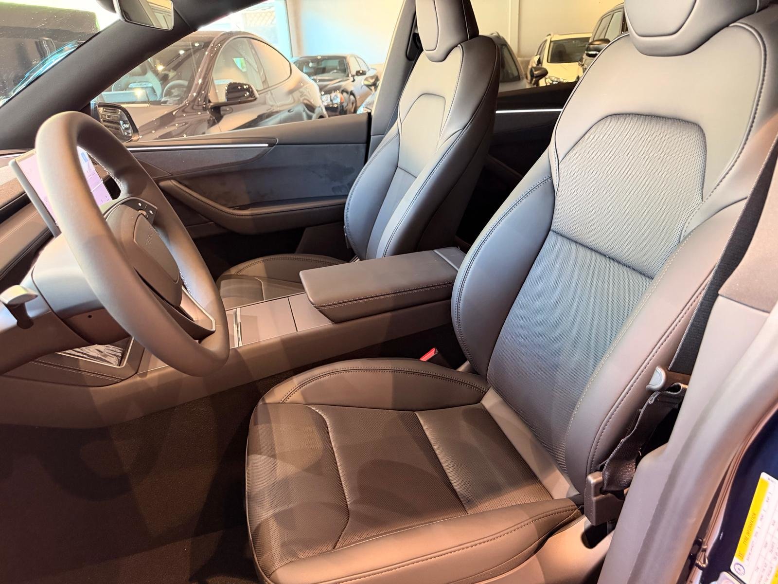 TESLA Model Y Long Range AWD, Elettrica, Auto nuove, Automatico - 7