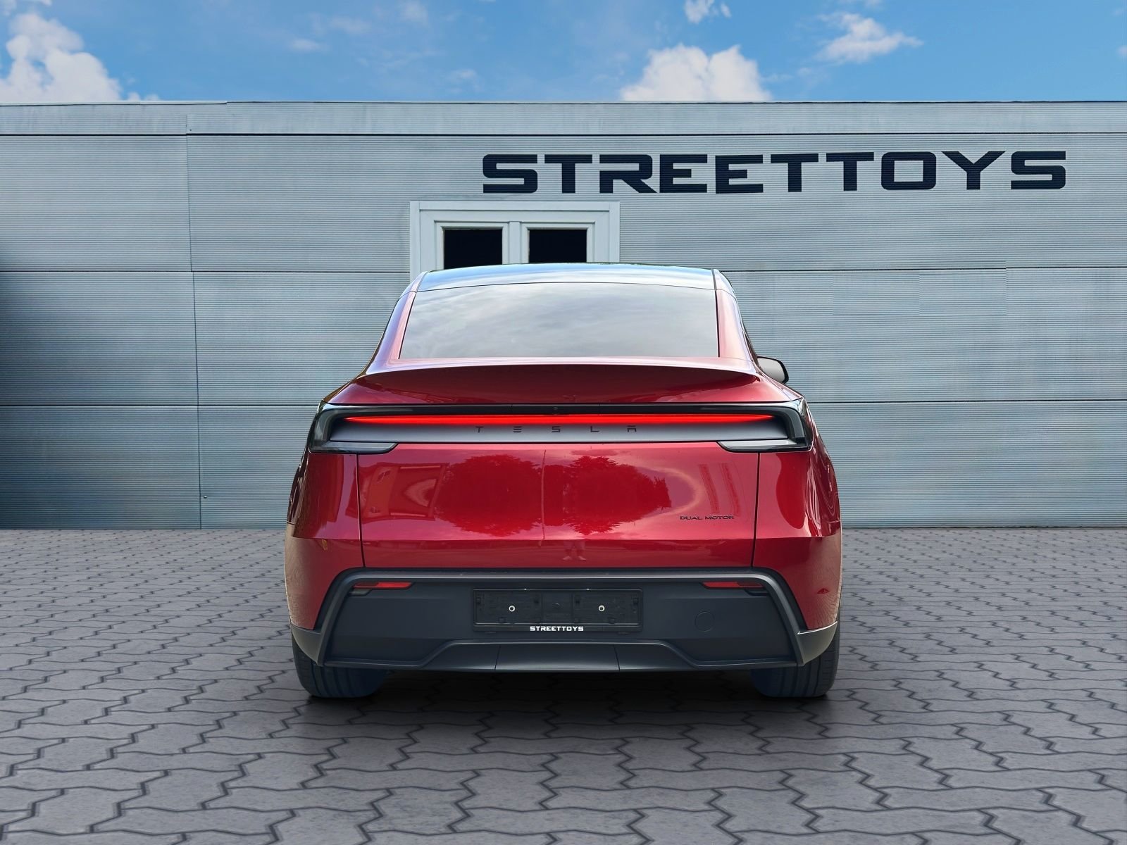 TESLA Model Y Long Range Premium AWD, Elettrica, Auto nuove, Automatico - 4