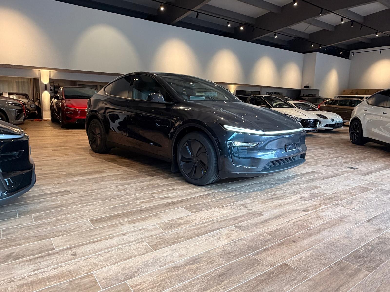 TESLA Model Y Long Range Premium AWD8-fach, Électrique, Voiture nouvelle, Automatique - 2