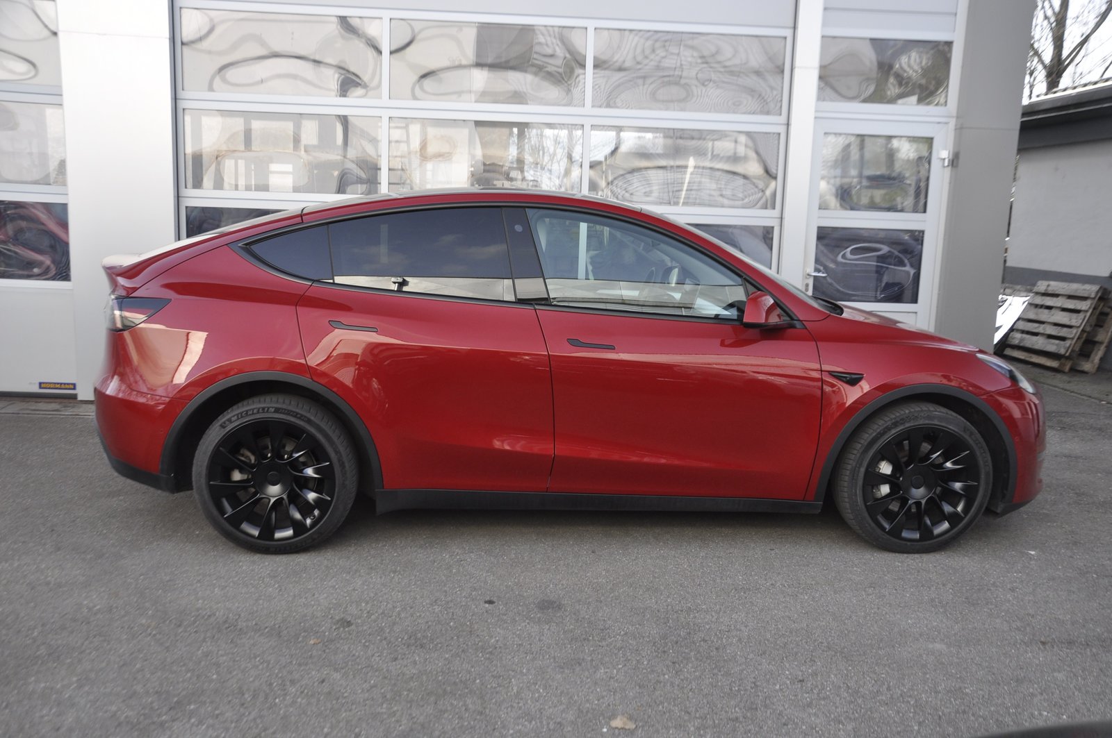 TESLA Model Y Long Range, Électrique, Occasion / Utilisé, Automatique - 2