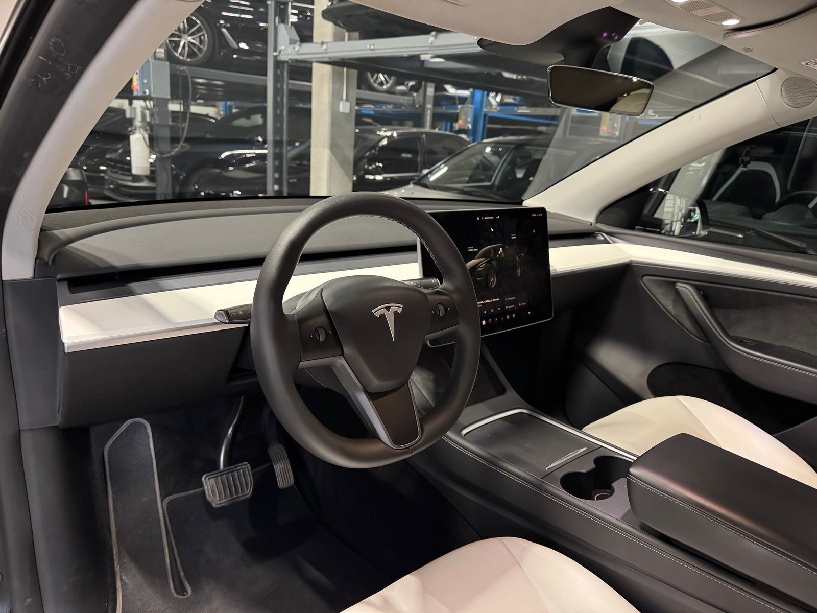 TESLA Model Y RWD, Electric, Second hand / Used, Automatic - 6