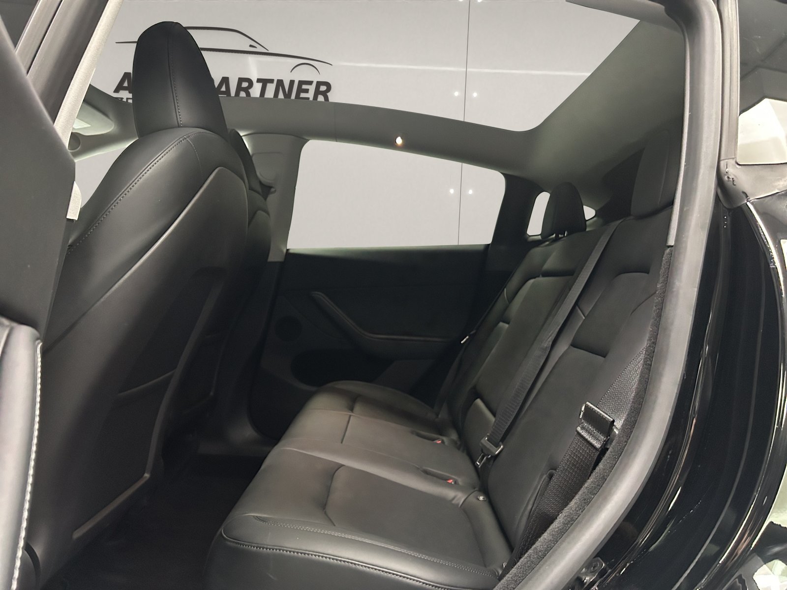 TESLA Model Y Performance, Électrique, Occasion / Utilisé, Automatique - 7