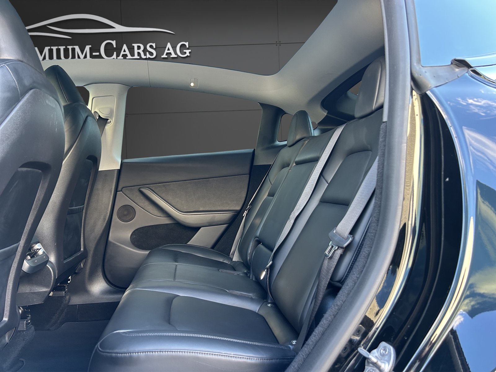 TESLA Model Y Performance / Enhanced Autopilot, Électrique, Occasion / Utilisé, Automatique - 7
