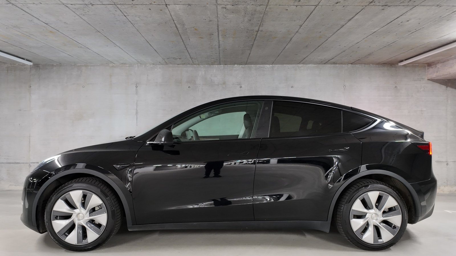 TESLA Model Y Long Range, Électrique, Occasion / Utilisé, Automatique - 3
