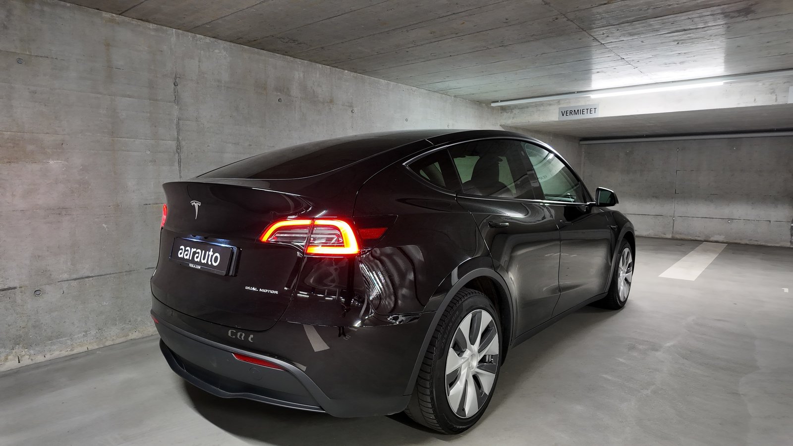 TESLA Model Y Long Range, Électrique, Occasion / Utilisé, Automatique - 5
