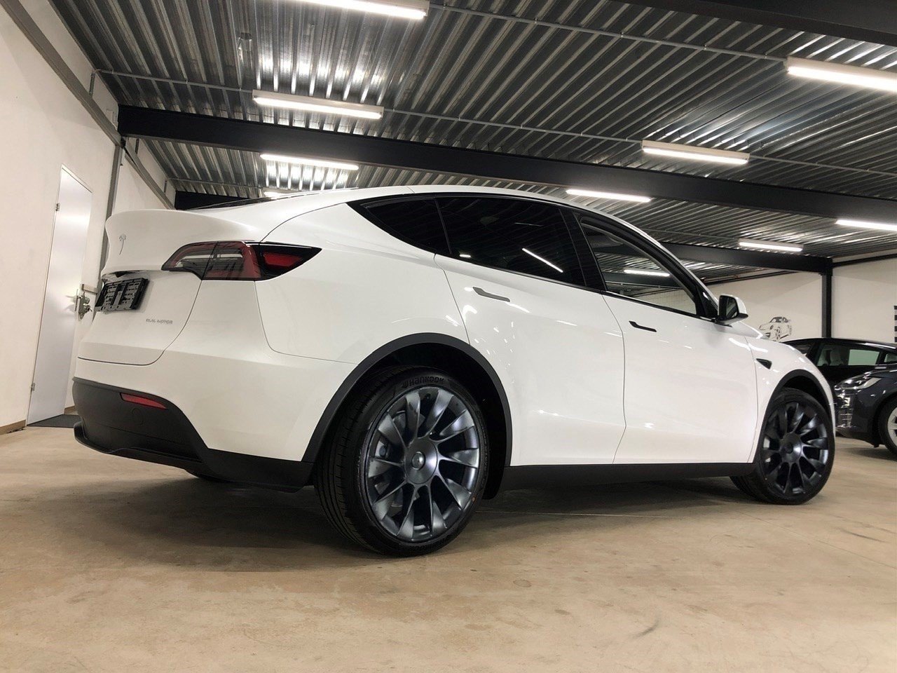 TESLA Model Y Long Range Allrad 514PS / Anhängerkupplung /, Elettrica, Occasioni / Usate, Automatico - 5
