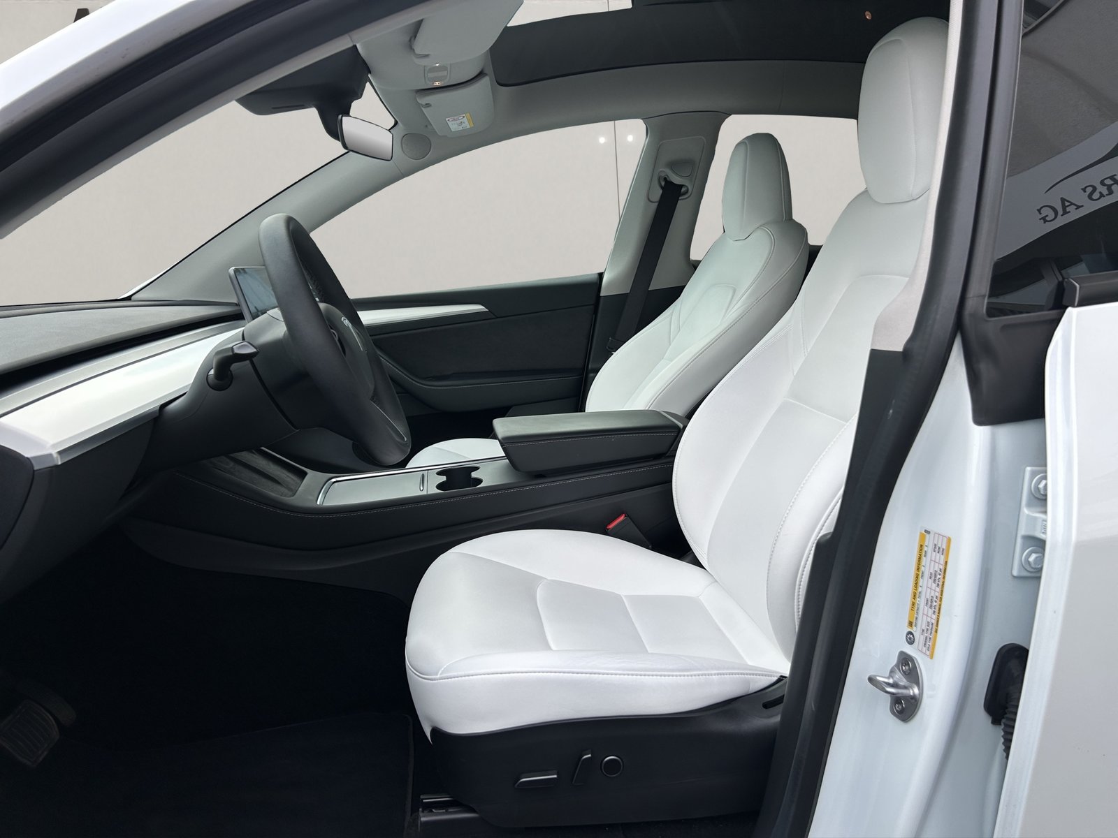 TESLA Model Y Long Range, Électrique, Occasion / Utilisé, Automatique - 6