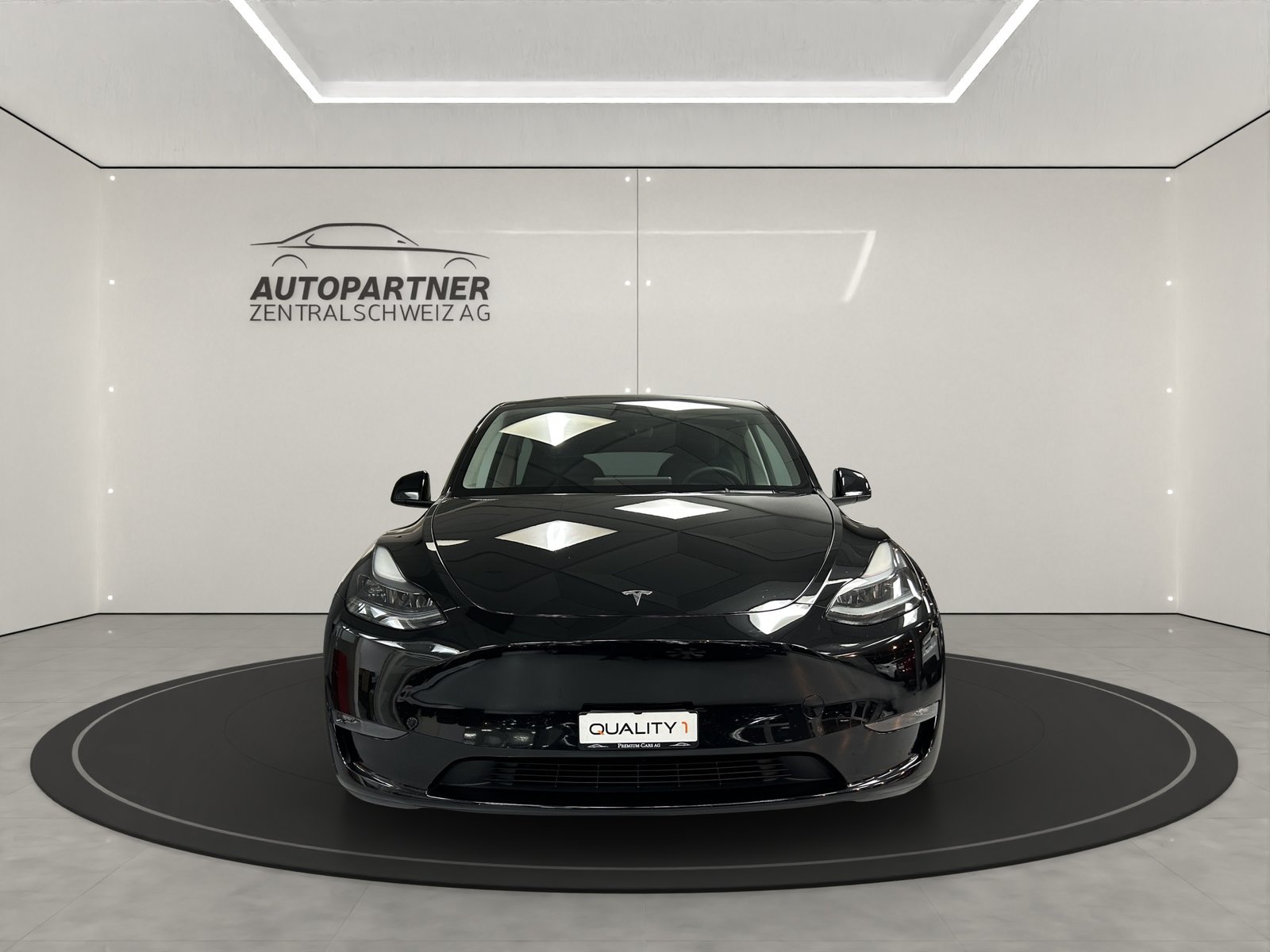 TESLA Model Y Long Range, Électrique, Occasion / Utilisé, Automatique - 4