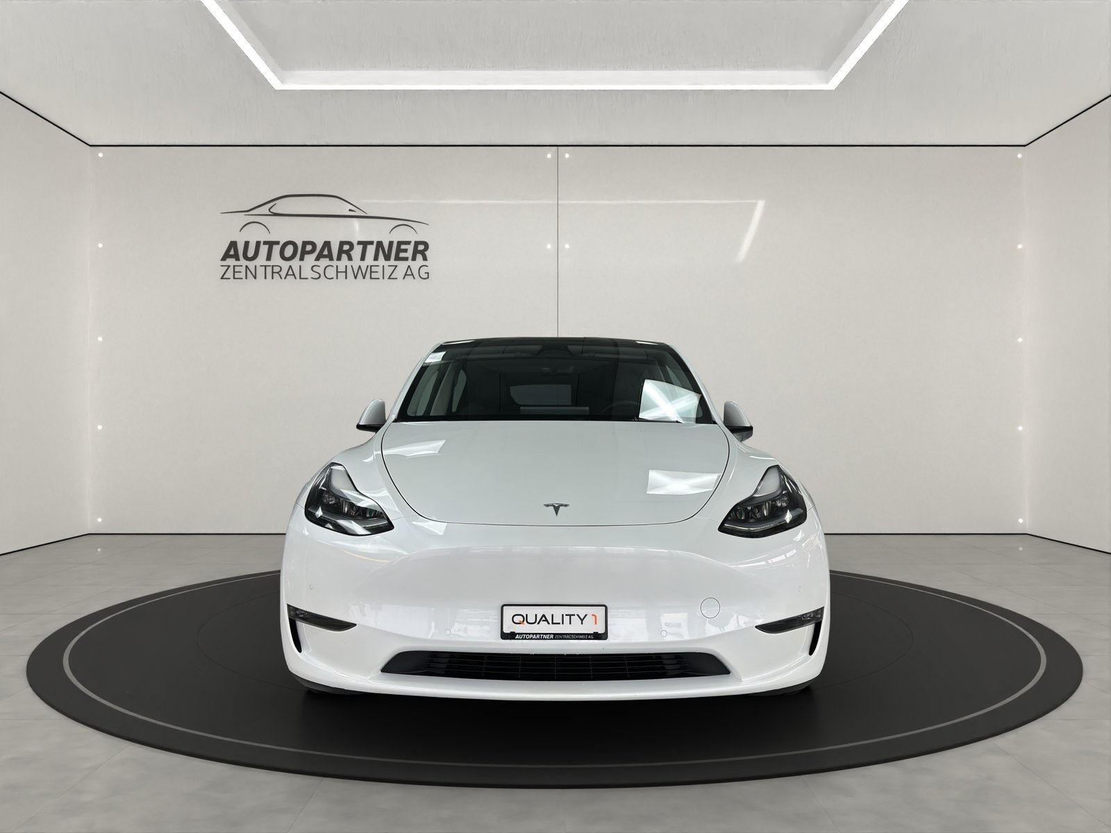 TESLA Model Y Long Range, Électrique, Occasion / Utilisé, Automatique - 4
