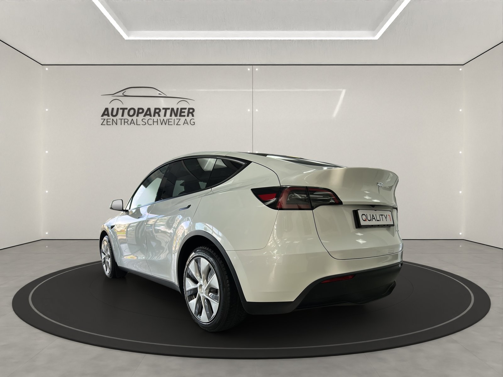 TESLA Model Y Long Range, Électrique, Occasion / Utilisé, Automatique - 3