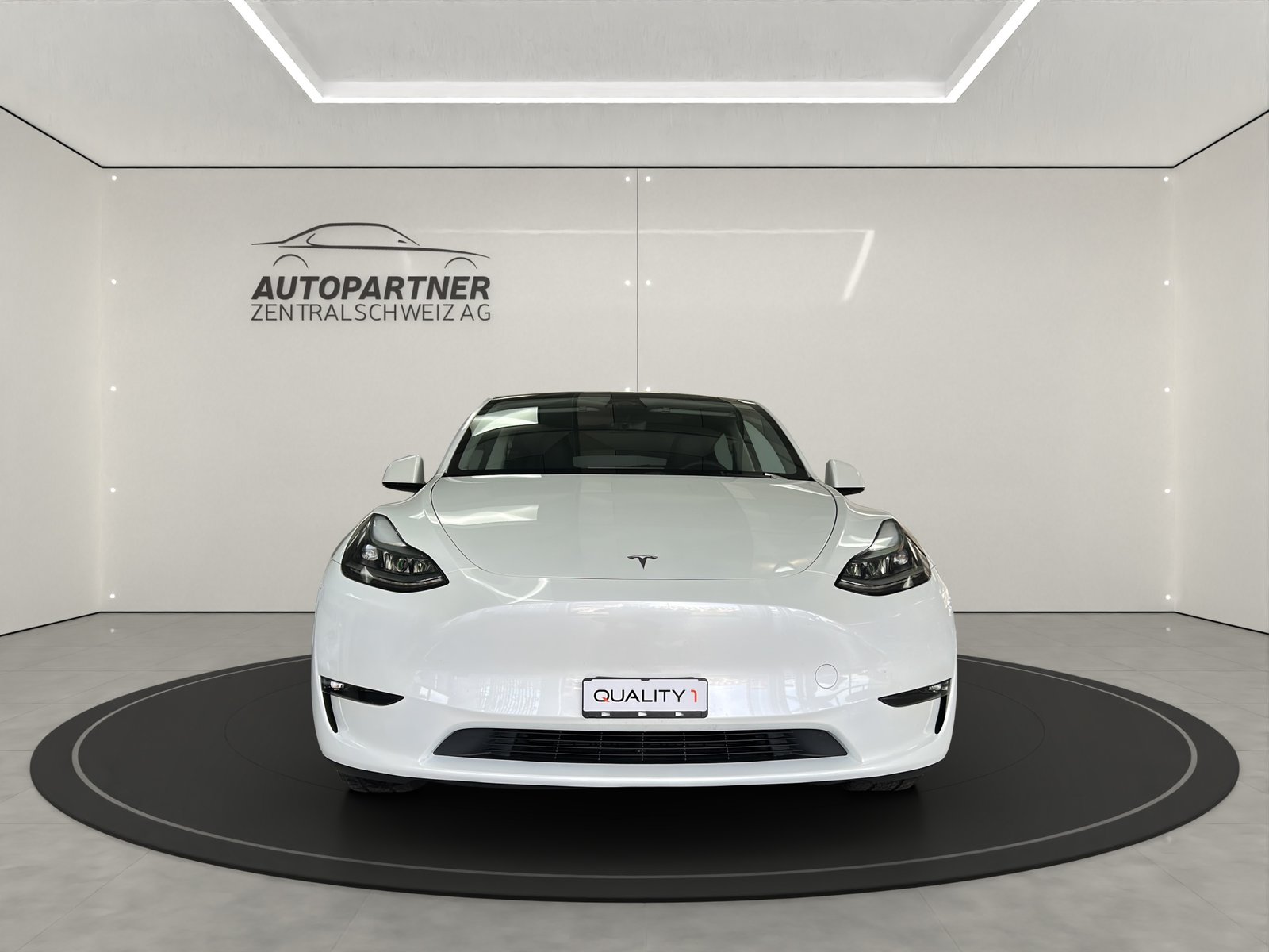 TESLA Model Y Long Range, Électrique, Occasion / Utilisé, Automatique - 4