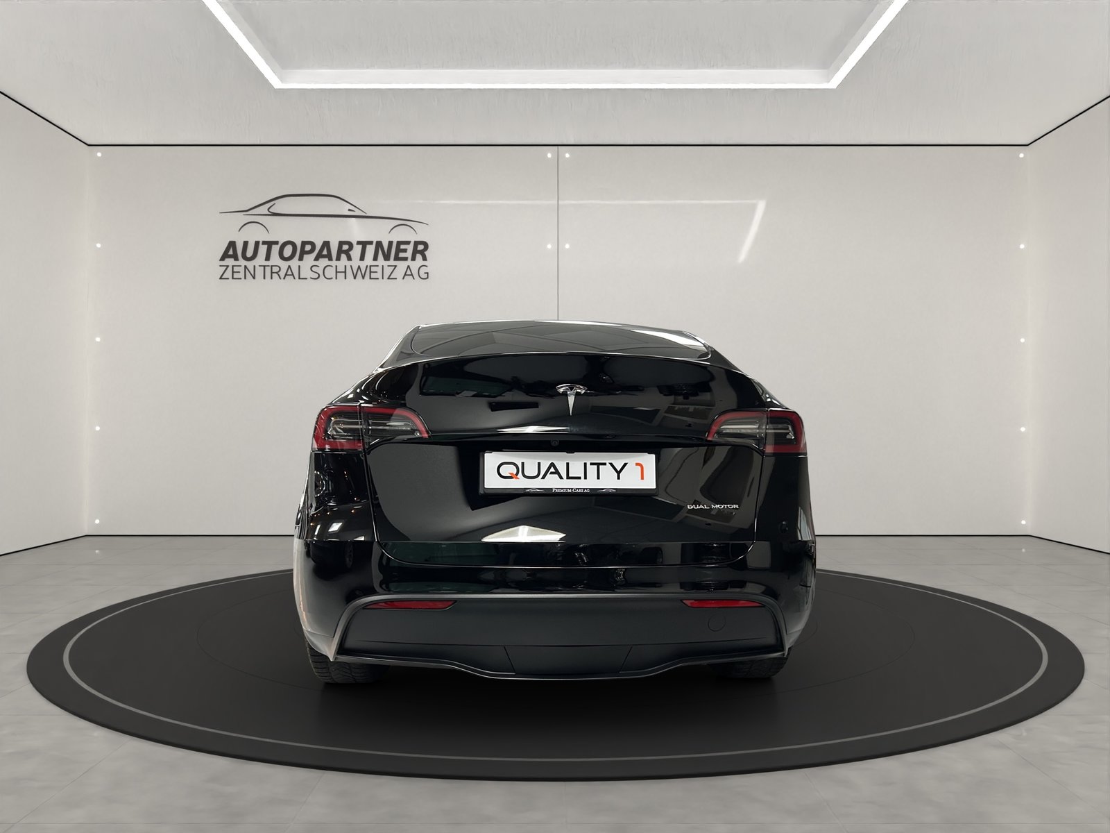 TESLA Model Y Long Range, Elektro, Occasion / Gebraucht, Automatik - 5