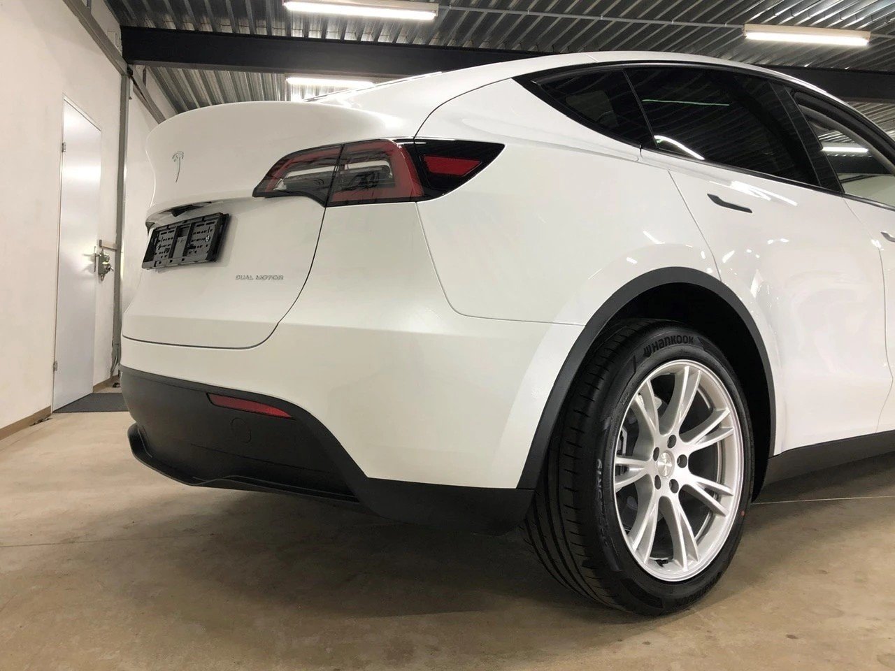 TESLA Model Y Long Range Allrad 514PS / Made in Berlin, Electric, Second hand / Used, Automatic - 6