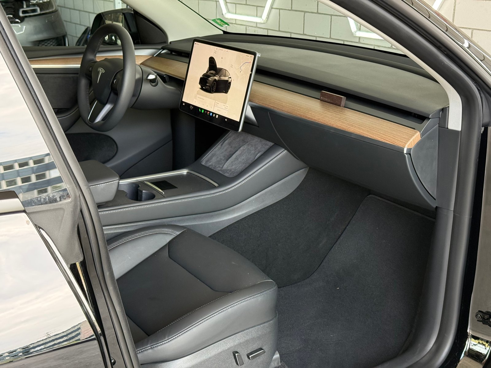 TESLA Model Y Performance, Électrique, Occasion / Utilisé, Automatique - 7