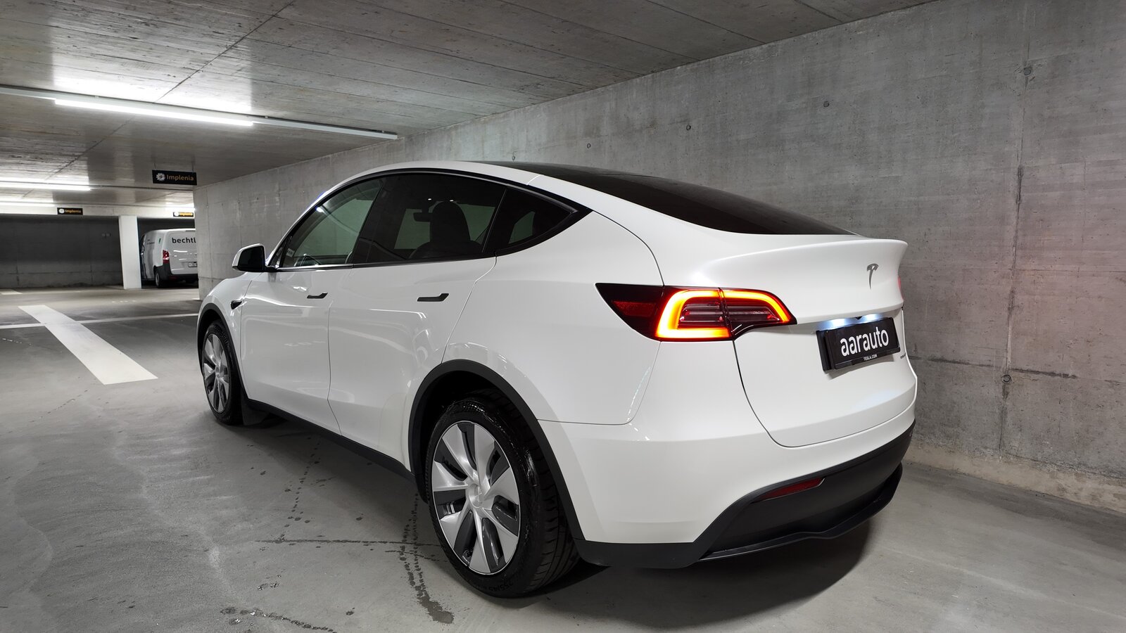 TESLA Model Y Long Range, Elektro, Occasion / Gebraucht, Automatik - 2