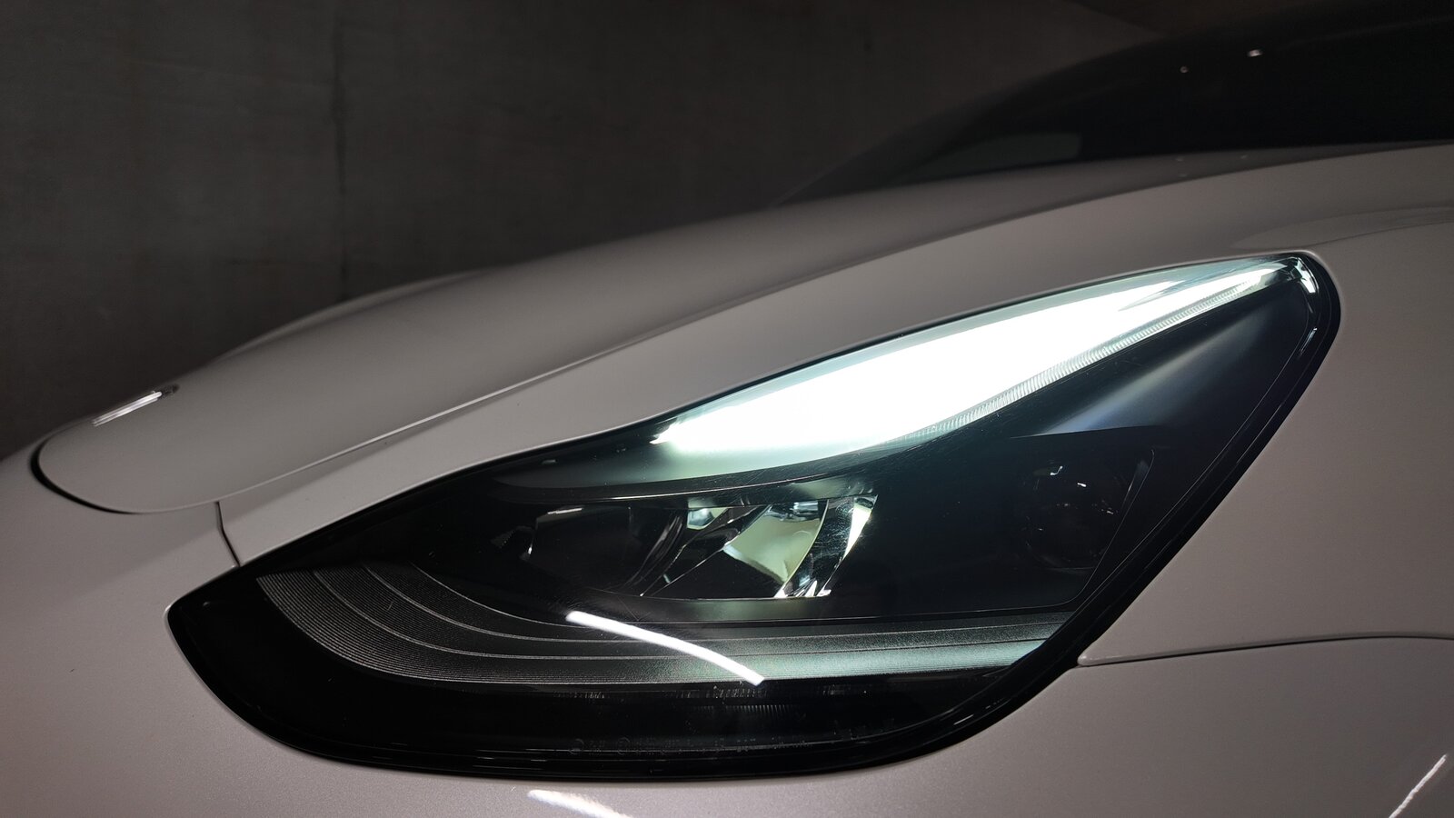 TESLA Model Y Long Range, Elektro, Occasion / Gebraucht, Automatik - 7
