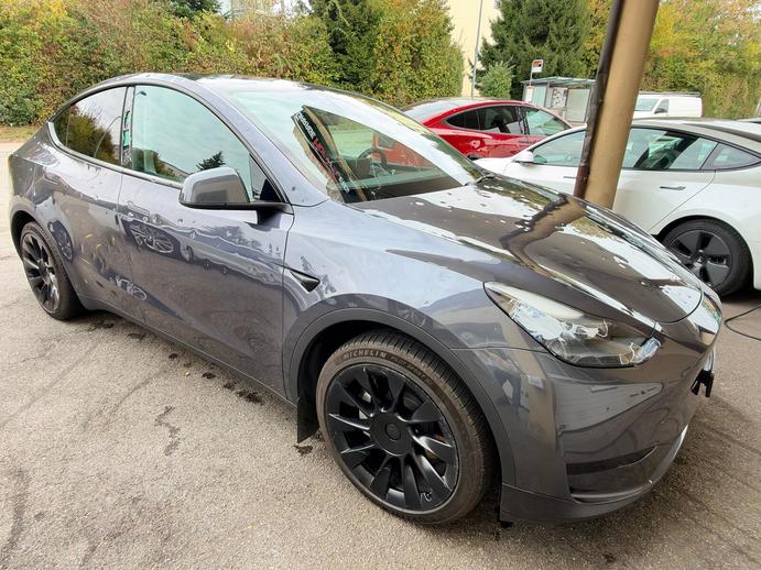 TESLA Model Y RWD, Elektro, Occasion / Gebraucht, Automatik