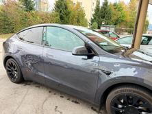 TESLA Model Y RWD, Elektro, Occasion / Gebraucht, Automatik - 6