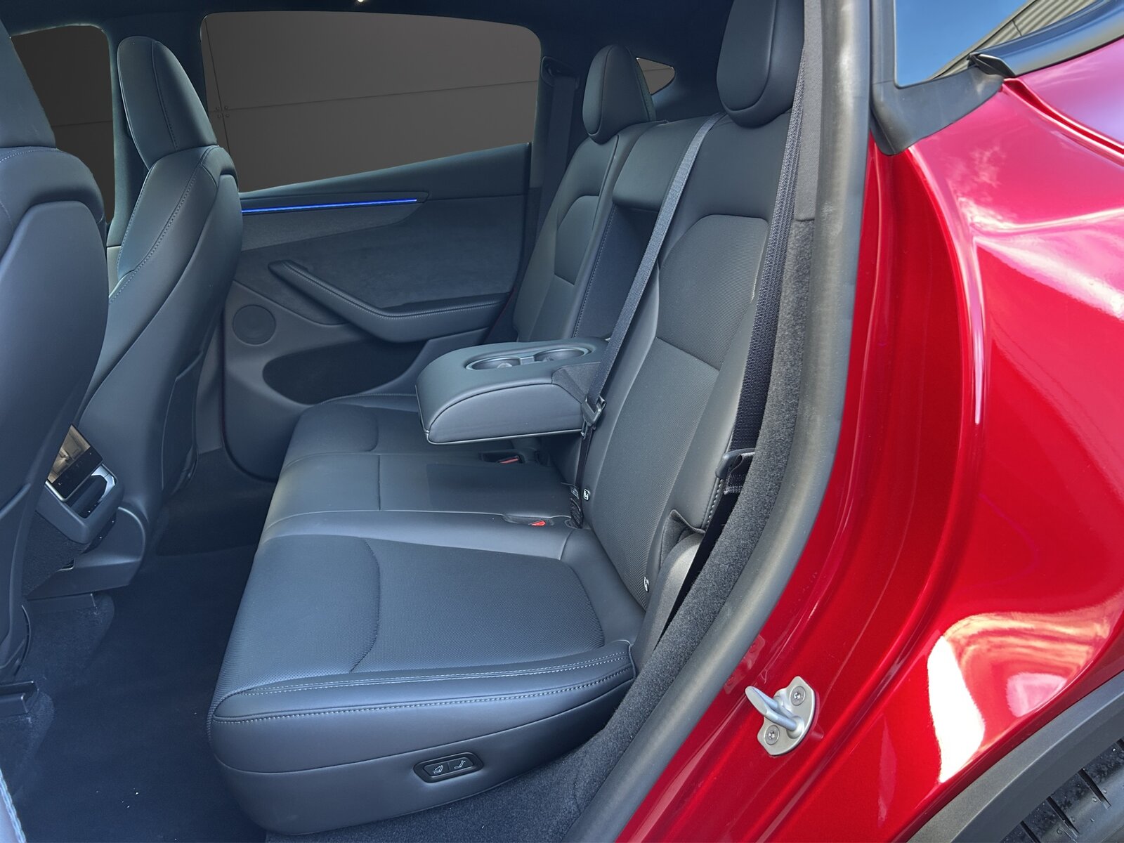 TESLA Model Y Long Range Premium AWD /CH-Fz./ Model 2026 m Blinke, Elettrica, Occasioni / Usate, Automatico - 7