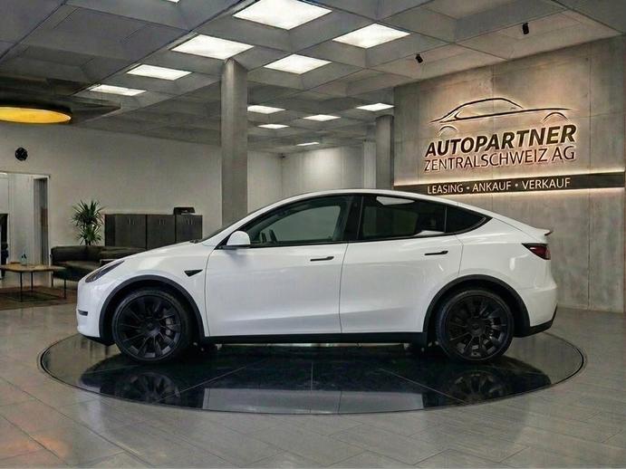 TESLA Model Y Long Range, Electric, Second hand / Used, Automatic
