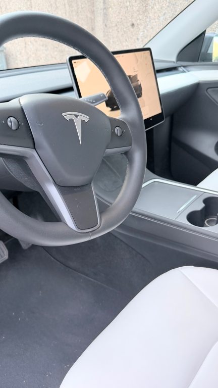 TESLA MODEL Y RWD, Electric, Second hand / Used, Automatic - 5