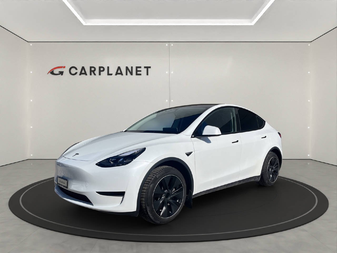 TESLA Model Y Long Range