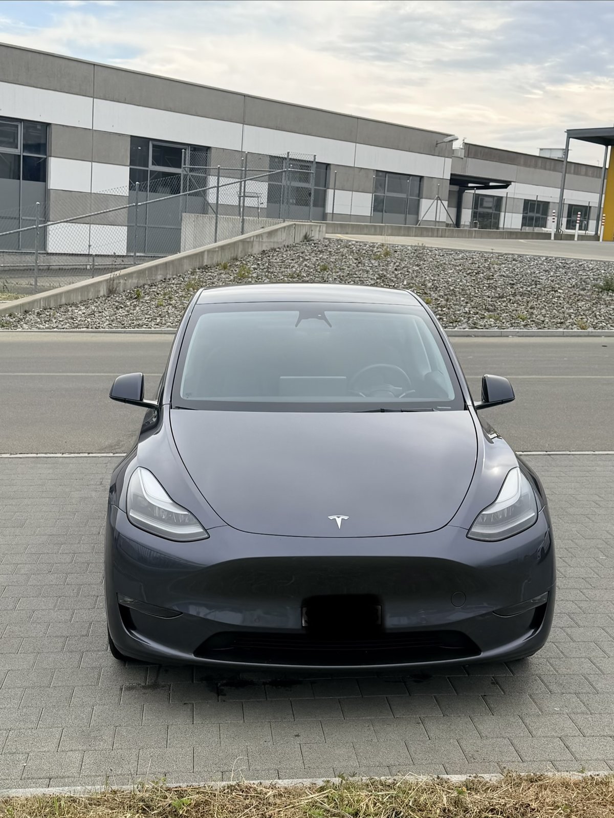 TESLA Model Y Long Range D, Électrique, Occasion / Utilisé, Automatique - 4