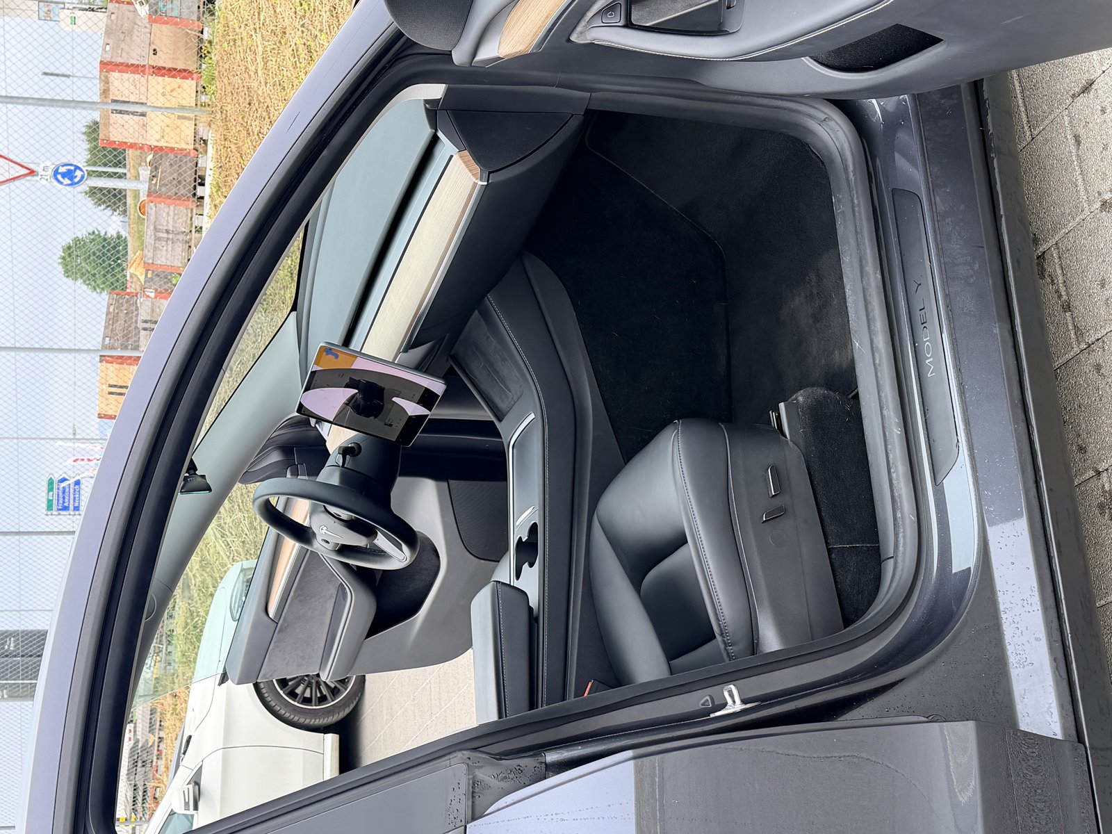 TESLA Model Y Long Range D, Électrique, Occasion / Utilisé, Automatique - 7