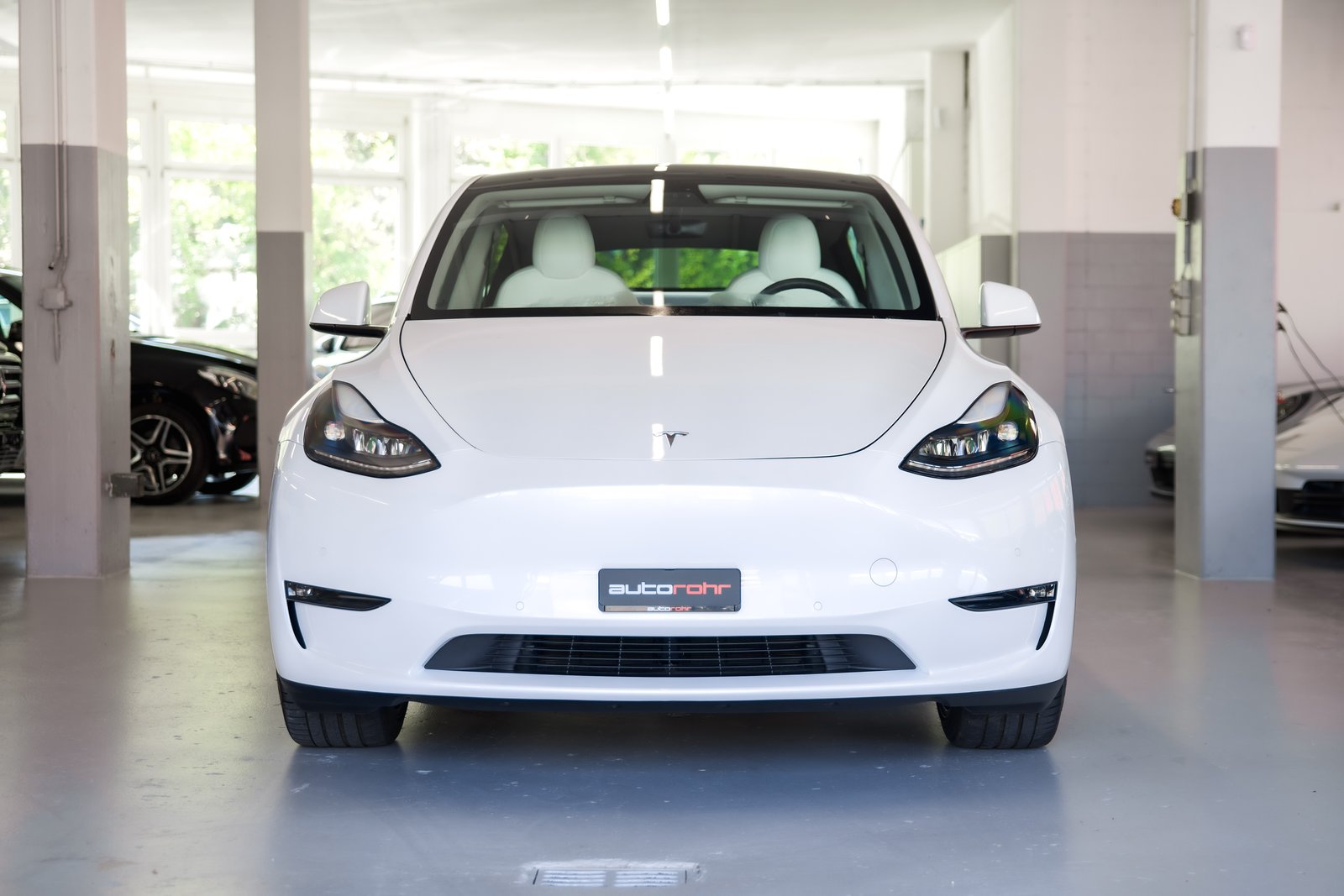 TESLA Model Y Long Range D, Electric, Second hand / Used, Automatic - 2