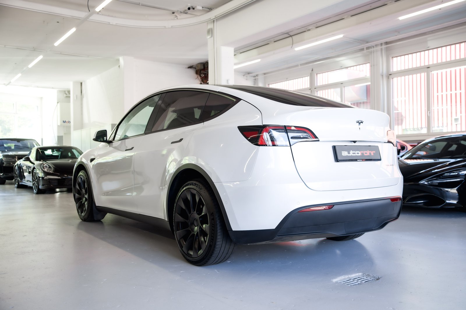 TESLA Model Y Long Range D, Electric, Second hand / Used, Automatic - 7
