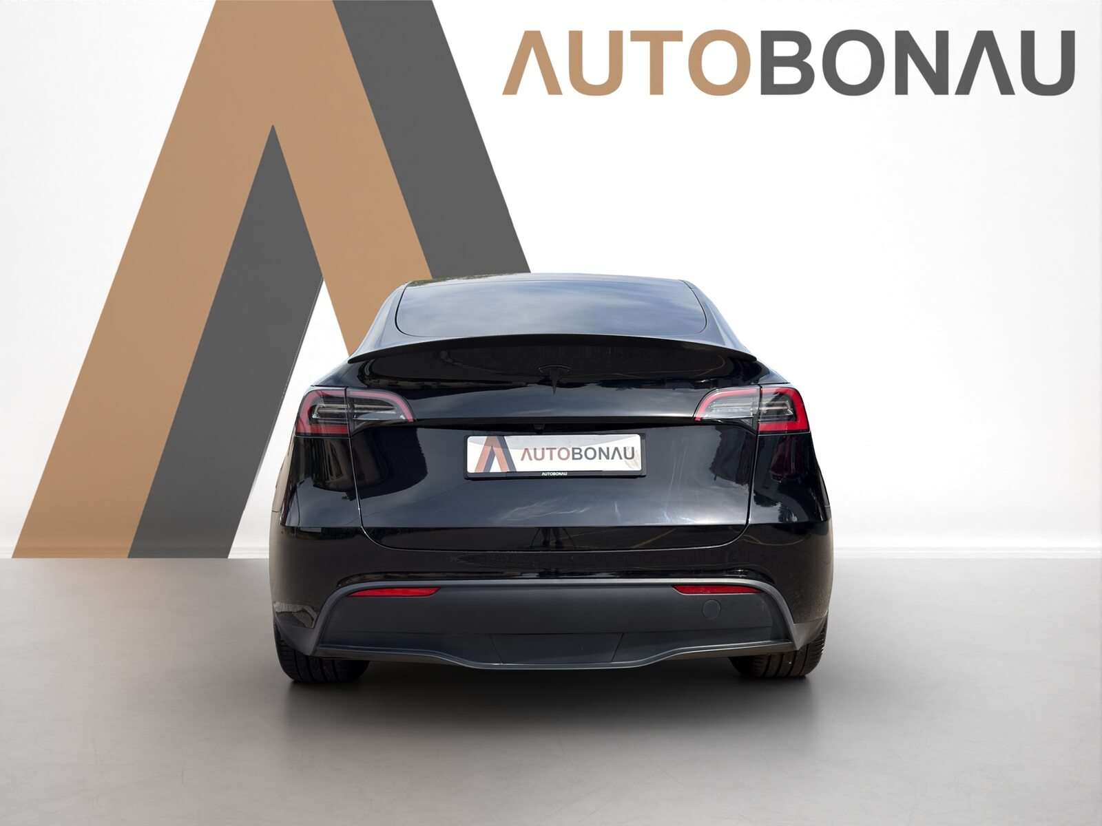 TESLA Model Y Performance D Anhängerkupplung, Electric, Second hand / Used, Automatic - 3
