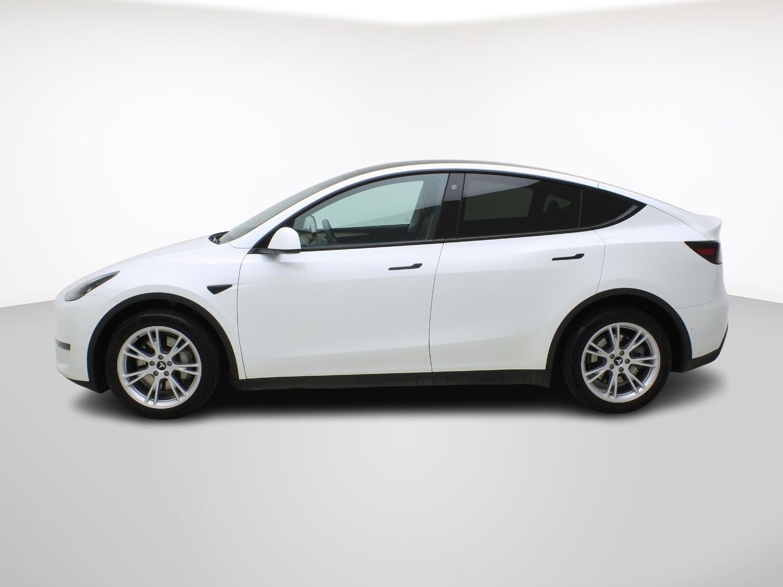 TESLA Model Y Long Range Dual AWD, Électrique, Occasion / Utilisé, Automatique - 3