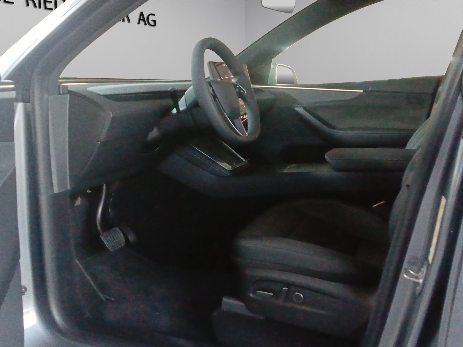 TESLA Model Y Geländewagen Elektro Long Range D, Elettrica, Auto dimostrativa, Automatico - 7