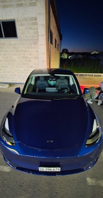 TESLA Model Y Basis, Electric, Second hand / Used, Automatic - 5