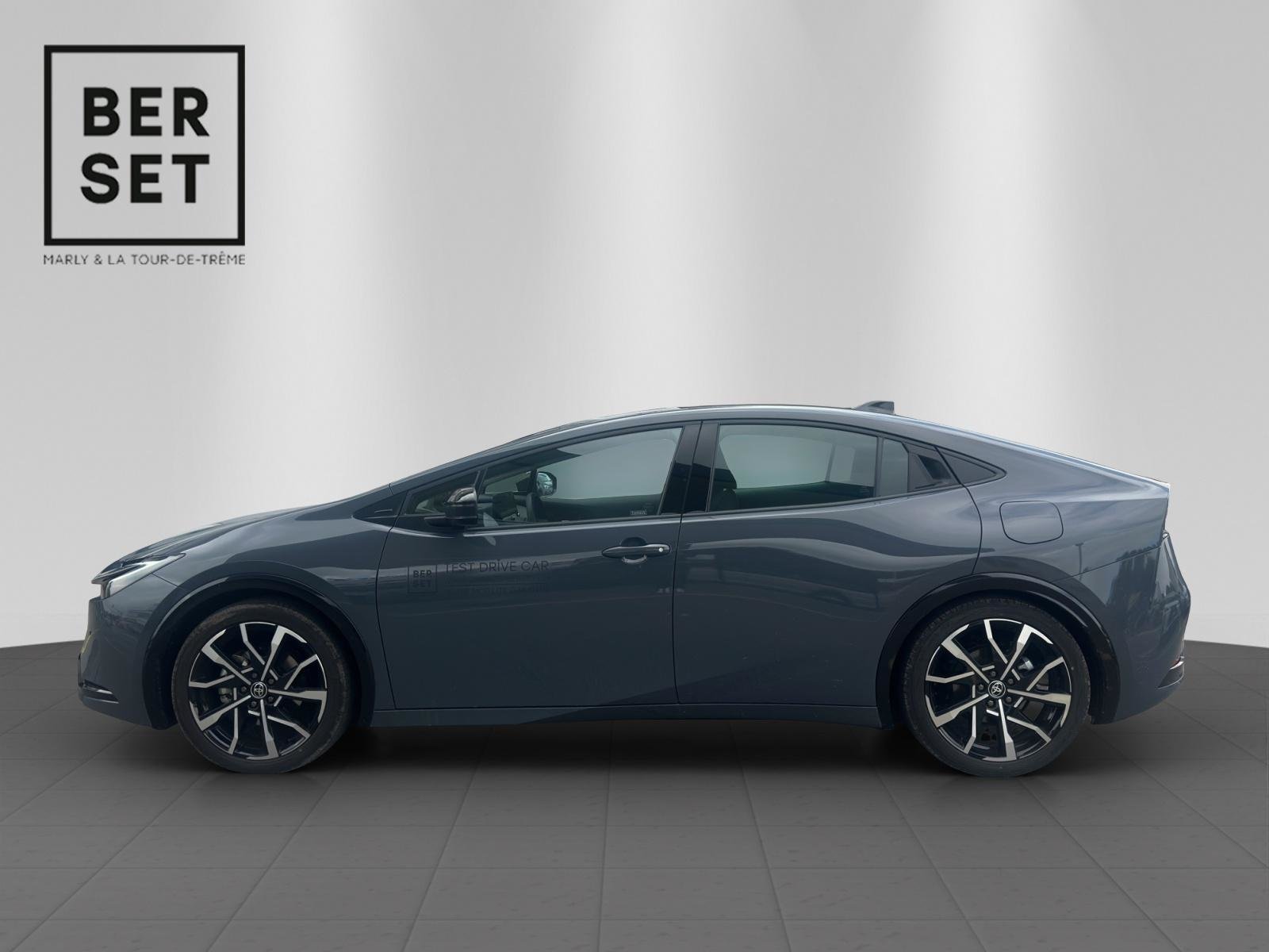 TOYOTA 2.0 Plug-In-Hybrid Style, Plug-in-Hybrid Benzina/Elettrica, Auto nuove, Automatico - 2