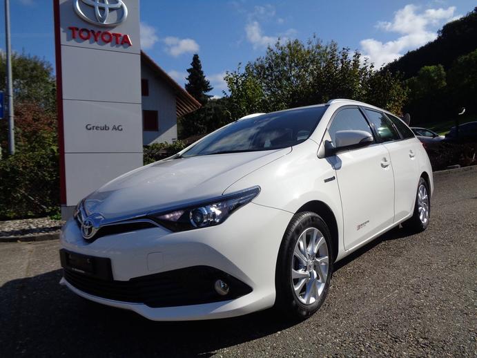 TOYOTA Auris Touring Sports 1.8 HSD Trend e-CVT, Second hand / Used, Automatic