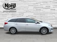 TOYOTA Auris Touring Sports 1.6 VMa Sol, Petrol, Second hand / Used, Manual - 6