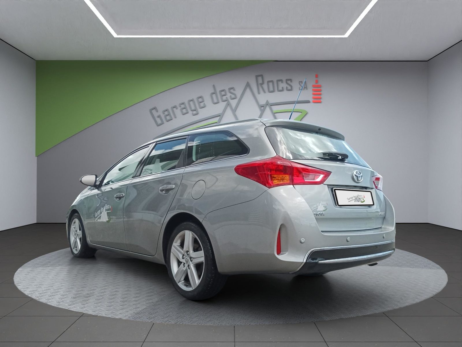 TOYOTA Auris Touring Sports 1.6 Sol, Benzina, Occasioni / Usate, Manuale - 4