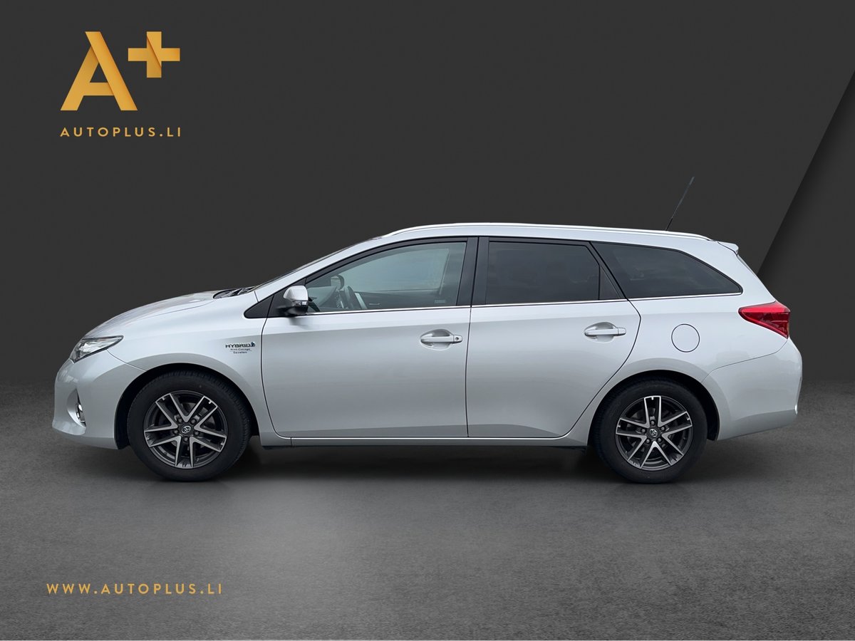 TOYOTA Auris Touring Sports 1.8 16V HSD Linea Trend, Full-Hybrid Petrol/Electric, Second hand / Used, Automatic - 3