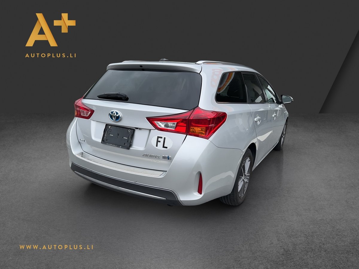 TOYOTA Auris Touring Sports 1.8 16V HSD Linea Trend, Full-Hybrid Petrol/Electric, Second hand / Used, Automatic - 6