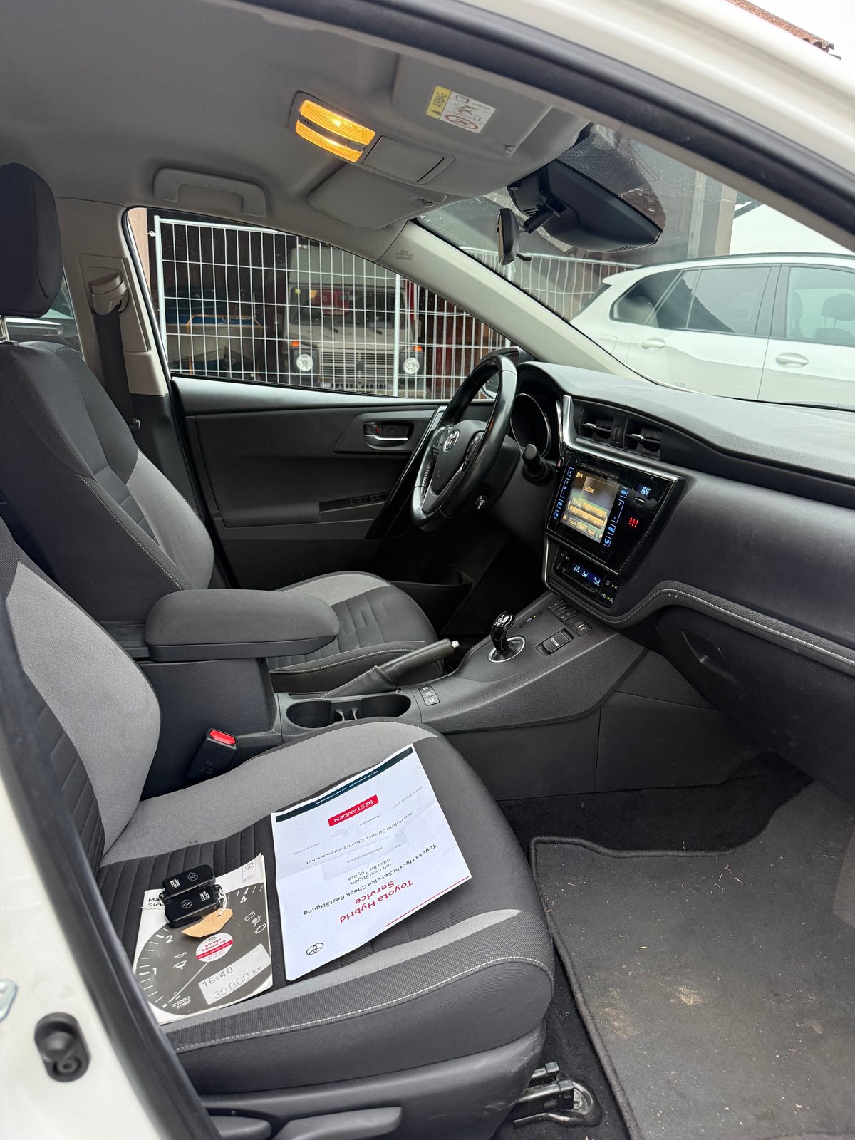 TOYOTA Auris Touring Sports 1.8 HSD Comfort e-CVT ** Ab MFK **, Hybride Integrale Benzina/Elettrica, Occasioni / Usate, Automatico - 7