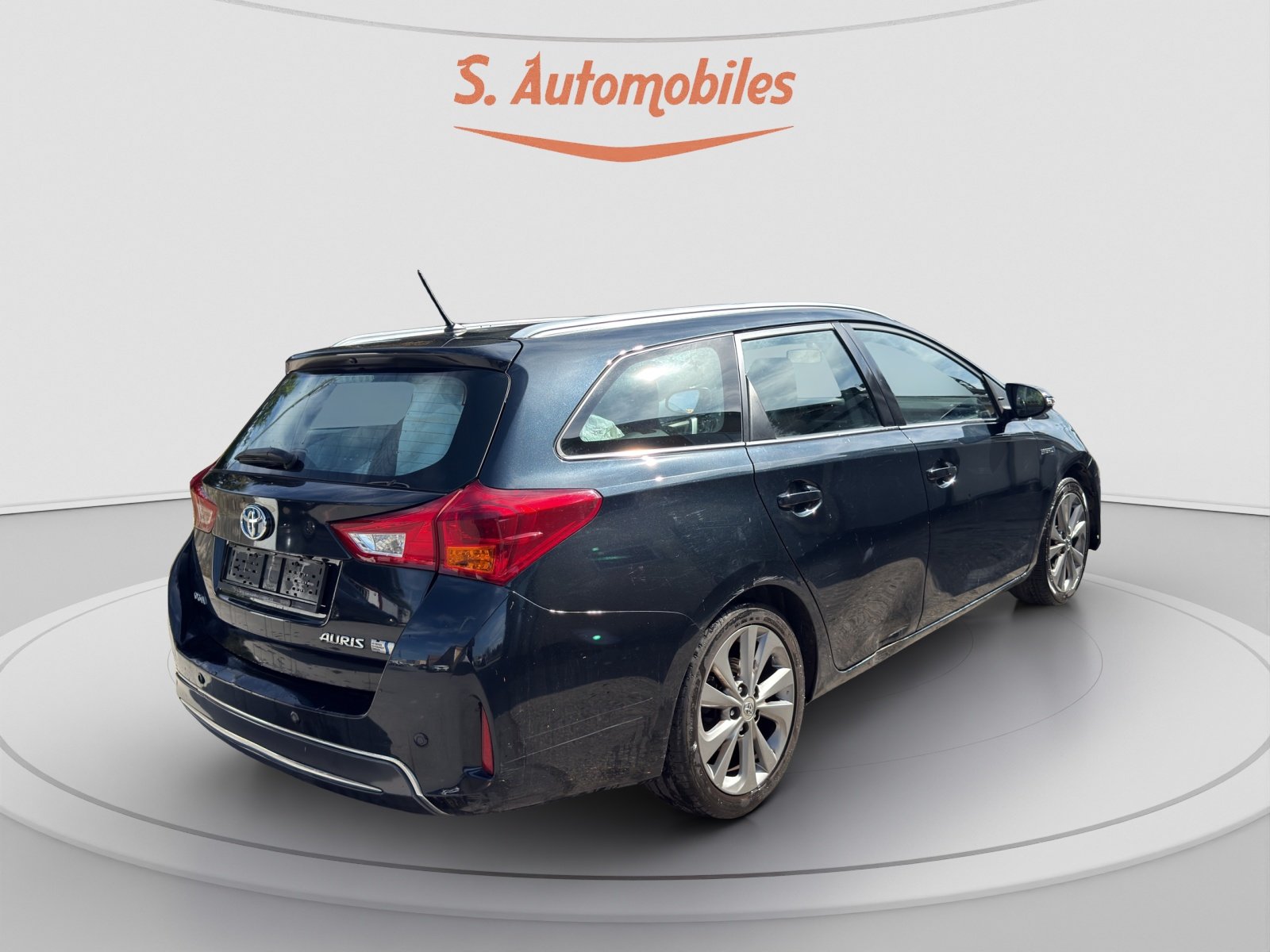TOYOTA Auris 1.8 16V HSD Linea Sol, Full-Hybrid Petrol/Electric, Second hand / Used, Automatic - 7