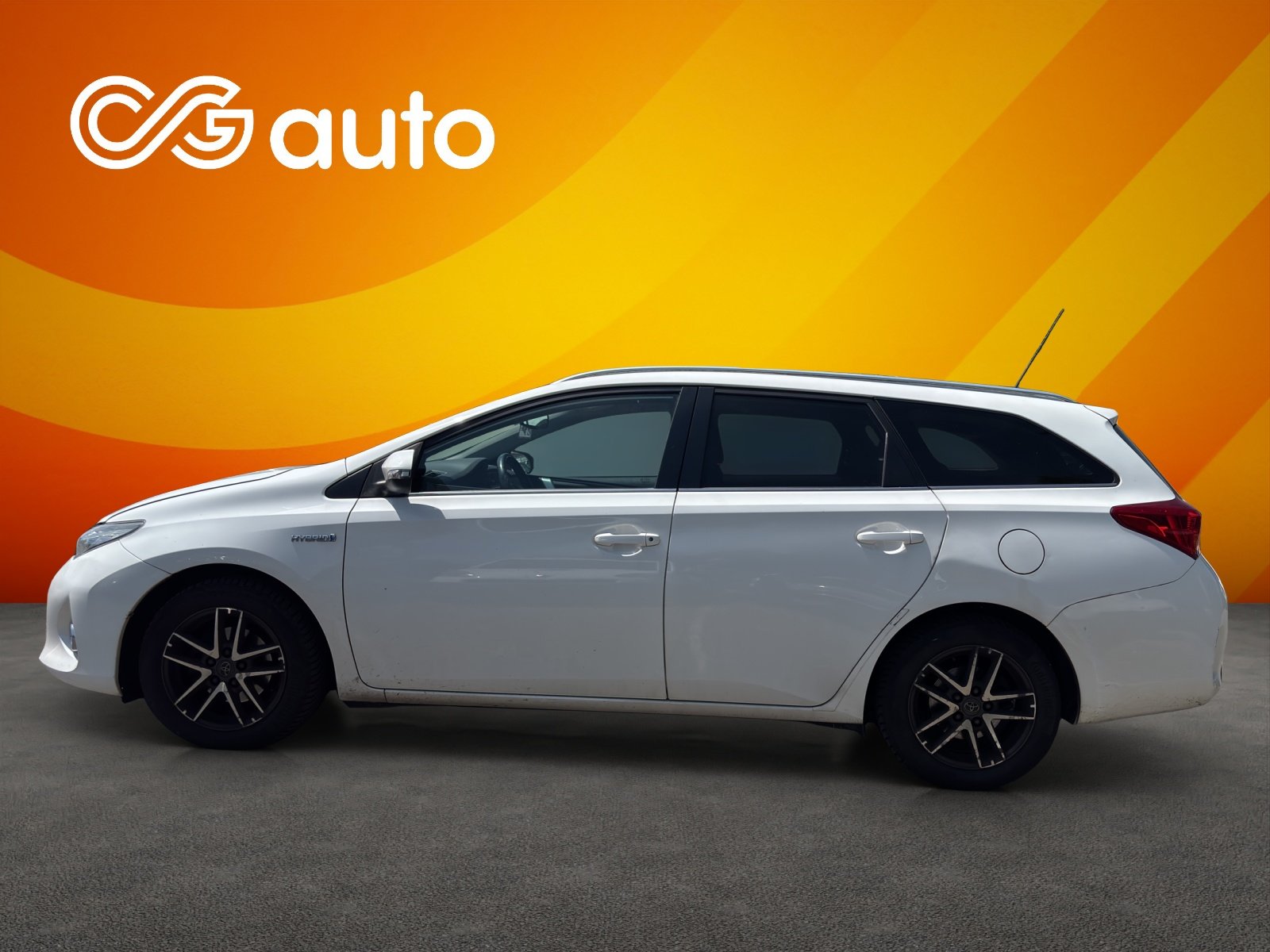 TOYOTA Auris Touring Sports 1.8 16V HSD Linea Trend, Full-Hybrid Petrol/Electric, Second hand / Used, Automatic - 4