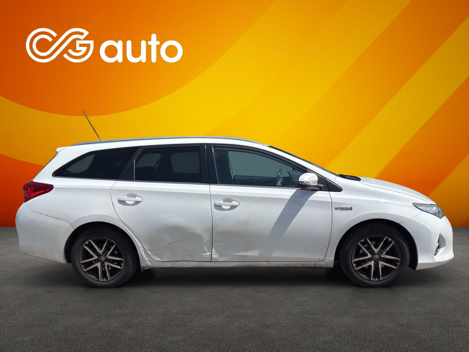 TOYOTA Auris Touring Sports 1.8 16V HSD Linea Trend, Full-Hybrid Petrol/Electric, Second hand / Used, Automatic - 5